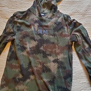 Van's Hooded Camo Top